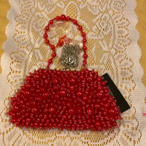 Moni Couture Handbags - Brand new Pink beaded purse💞